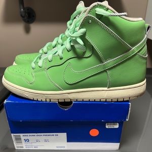 Men’s Nike SB Dunk High Liberty sz10